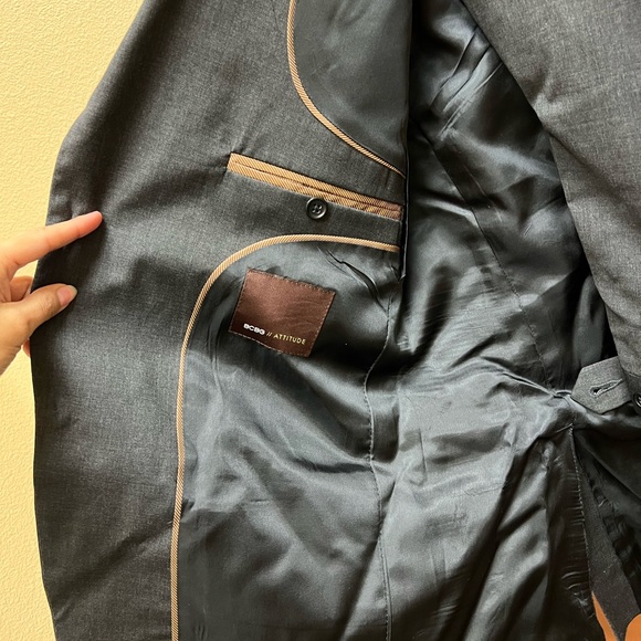 BCBG Attitude Wool Men’s Suit sz 40 - Picture 3 of 5